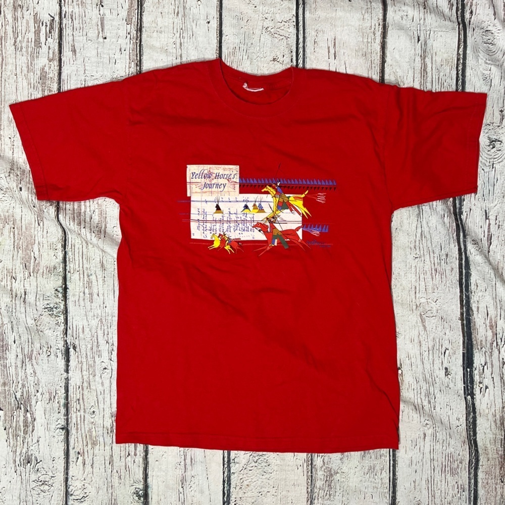 VTG Y2K Yellow Horse's Journey Red 2002 Crewneck Tshirt